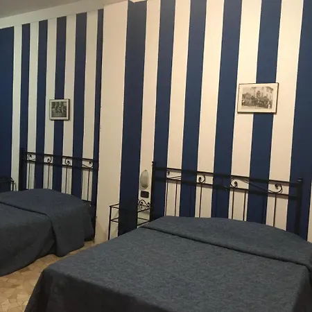 Vintage מלון *